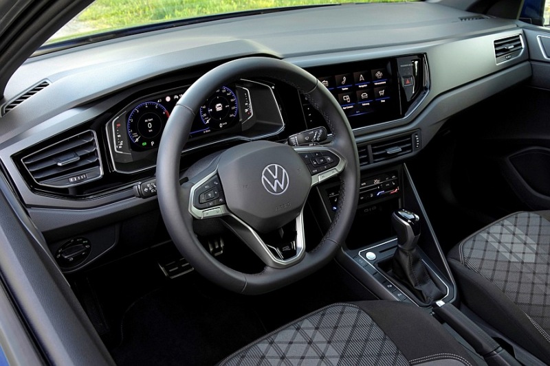 Пора остановиться: ожидается, что стареющий Volkswagen Polo получит второй редизайн в 2026 году