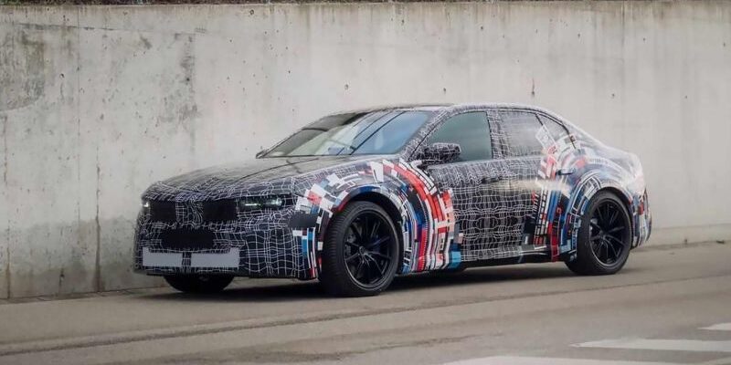 BMW показал первые фото Neue Klasse M3. У него свыше 1000 л.с.