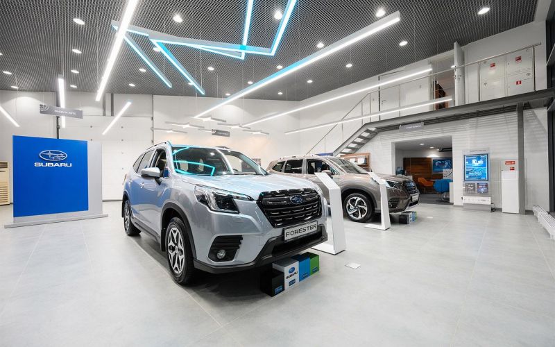 Дилер обновляет салоны BMW и Subaru в России