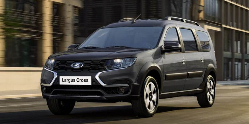 Lada Largus снова выпускают в семиместном исполнении и версии Cross