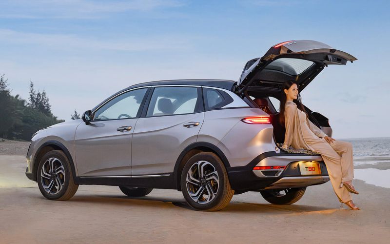 Объявлены цены на новые FAW Besturn T90 и B70 в России. Начать продавать
