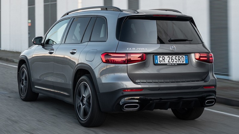 Новый кроссовер Mercedes-Benz GLB: первые изображения