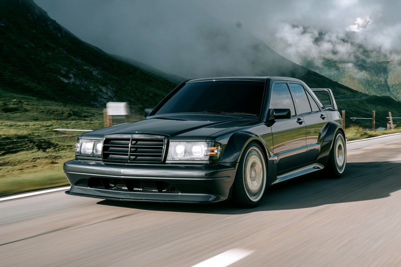Расшифровка интерьера основателя AMG HWA Evo Restomod: стильно и дорого