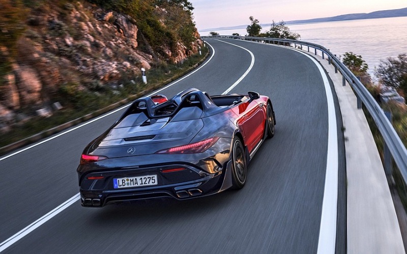 Серийный спорткар Mythos Mercedes-AMG PureSpeed: быстрый, шумный и дорогой