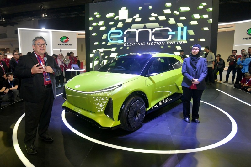 В Малайзии запущены отечественные электромобили под брендом Perodua