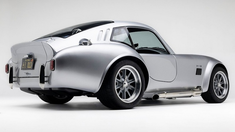Родстер Factory Five Mk5: классика нового поколения для зрелых водителей