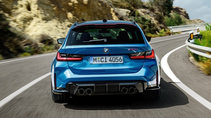«Горячий» универсал BMW M3 CS: шестицилиндровый двигатель с двумя турбинами мощностью 550 лошадиных сил, разгон от 0 до 100 км/ч всего за 3,5 секунды