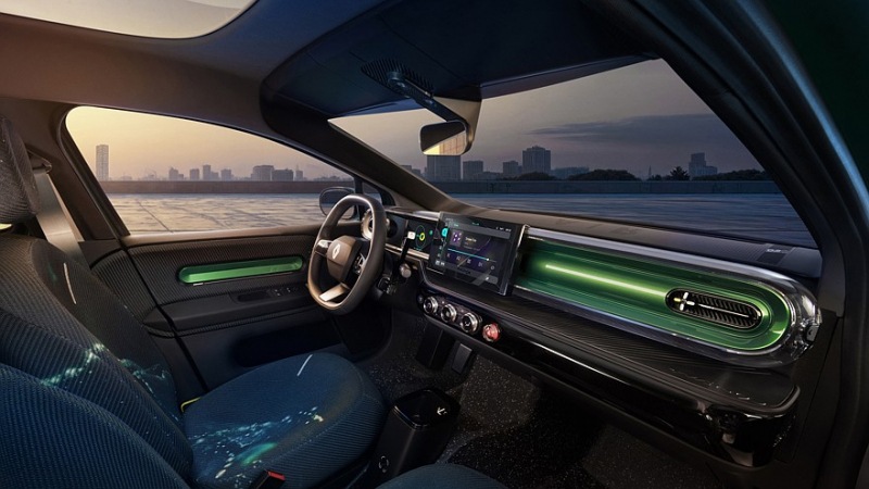 Хэтчбек Renault Twingo четвертого поколения предстал на новых фотографиях, салон расшифрован