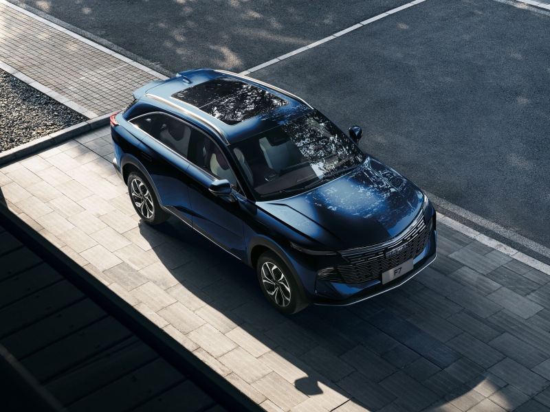 Интерес к новым автомобилям в декабре вырос на 40%
