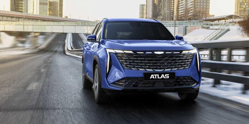 Как подорожал Geely Atlas за год продаж в России