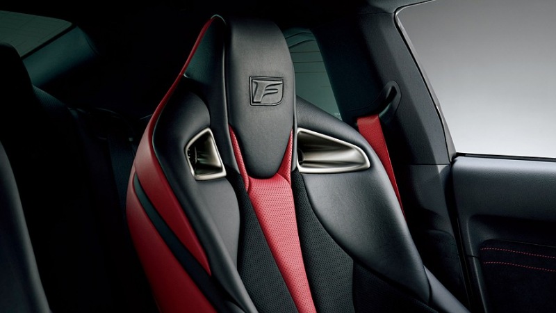 Lexus прощается с RC Coupe и RC F, производство завершится осенью