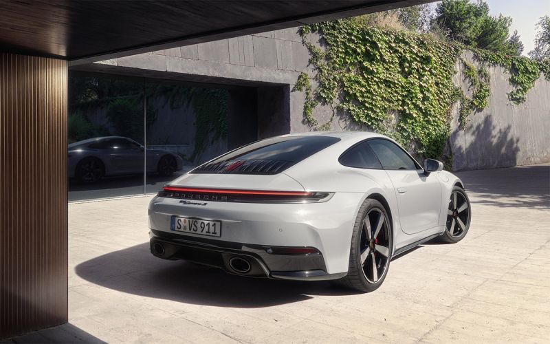 Porsche представляет новый 911 Carrera S. Теперь нет «механического устройства»