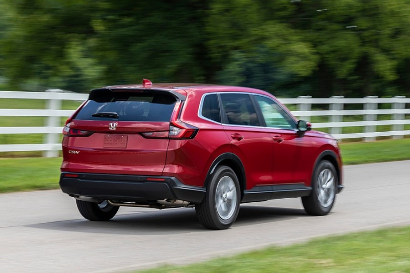 Редизайн принесет внедорожную версию Honda CR-V TrailSport, HR-V готовит новые обновления