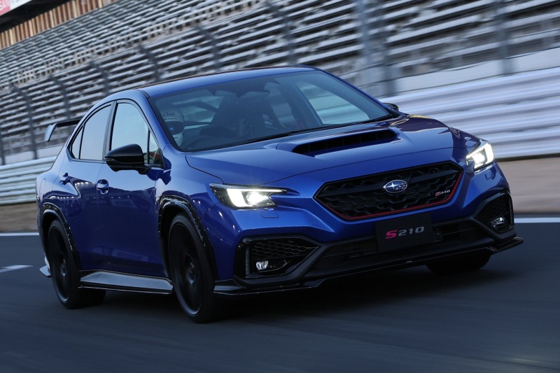 Седан Subaru WRX представляет специальную версию STI S210 с усиленным двигателем