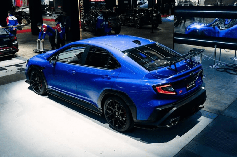 Седан Subaru WRX представляет специальную версию STI S210 с усиленным двигателем