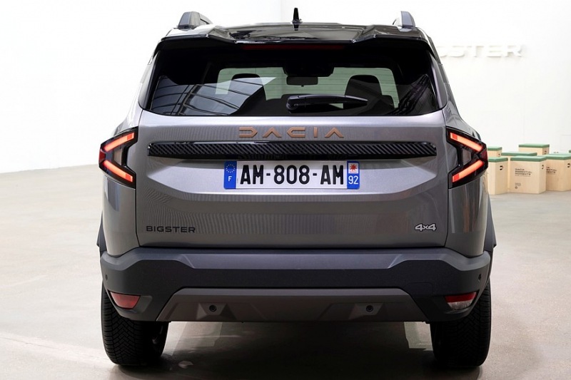Семейный кроссовер Dacia Bigster представлен по чрезвычайно низкой цене