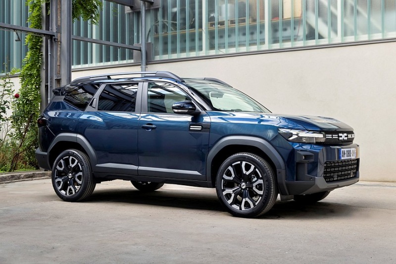 Семейный кроссовер Dacia Bigster представлен по чрезвычайно низкой цене