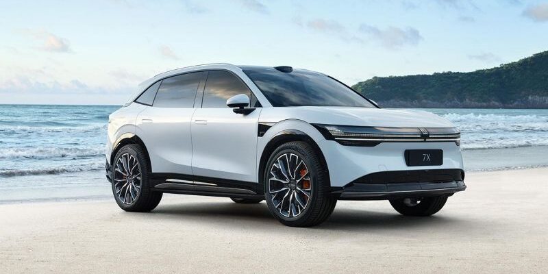 В Россию прибыл новый кроссовер Zeekr 7X. Подробности, фото и цена