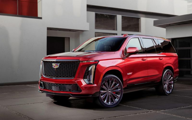 Обновленный 682-сильный Cadillac Escalade-V прибывает в Россию. Фотографии и цены