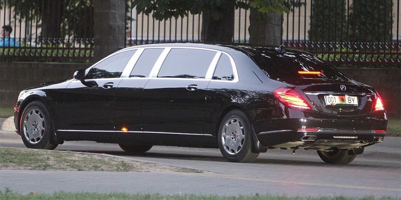 7 автомобилей Лукашенко: Tesla, Maybach и т.д.