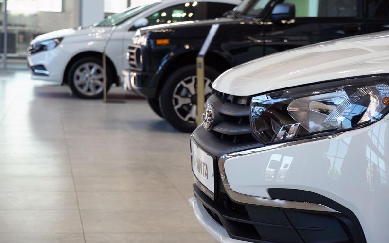 Более 32 000 АвтоВАЗа сообщили об утечке данных владельцев Lada