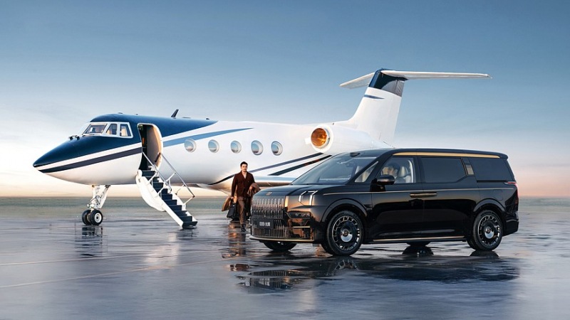 Роскошнее, дороже: Zeekr 009 VIP Edition теперь поставляется с золотой отделкой