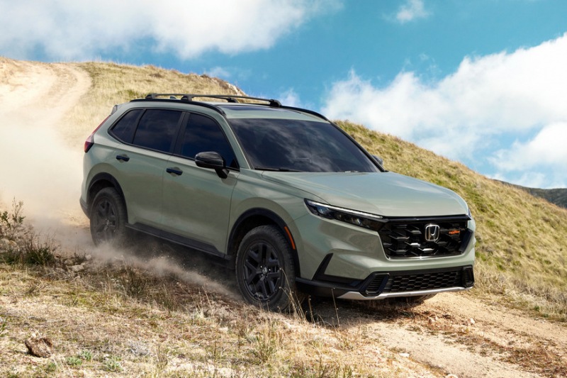 Кроссовер Honda CR-V брёл «внедорожную» версию TrailSport, есть и другие обновки