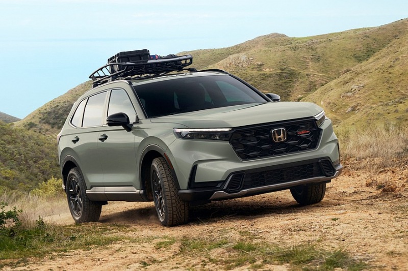 Кроссовер Honda CR-V брёл «внедорожную» версию TrailSport, есть и другие обновки
