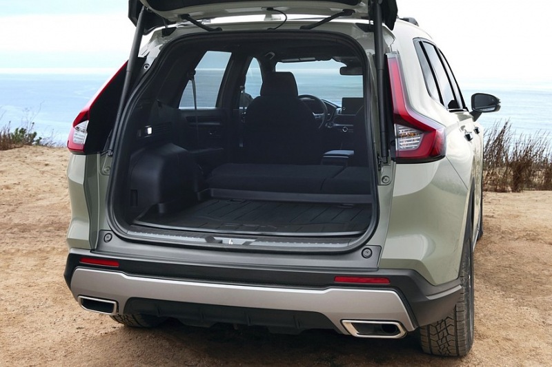Кроссовер Honda CR-V брёл «внедорожную» версию TrailSport, есть и другие обновки