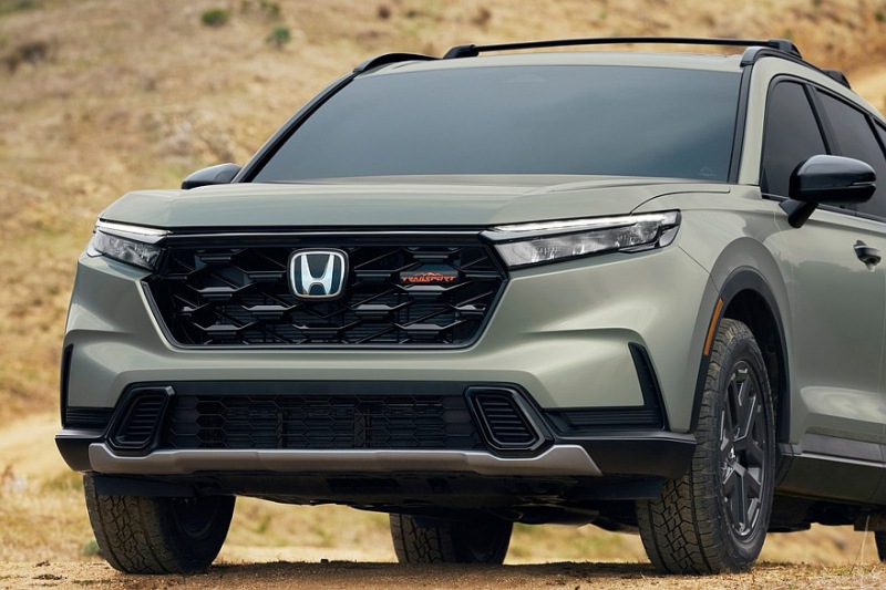 Кроссовер Honda CR-V брёл «внедорожную» версию TrailSport, есть и другие обновки