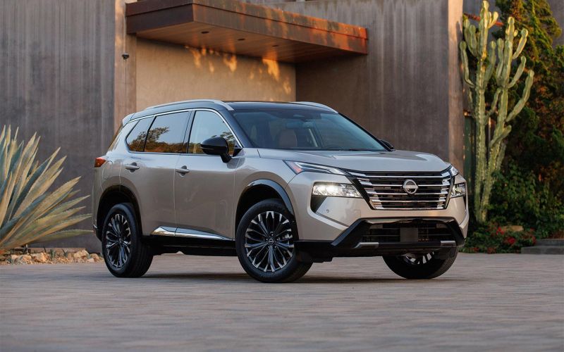 Минус 13 000 автомобилей. Nissan сокращает производство самых продаваемых моделей из-за пошлин