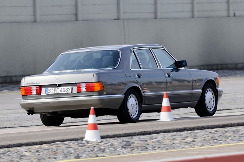 Звезда особого класса: история разработки и секреты успеха Mercedes-Benz S-класса W126