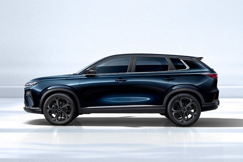 Dongfeng Fengshen представляет новый флагманский кроссовер Fengshen L8