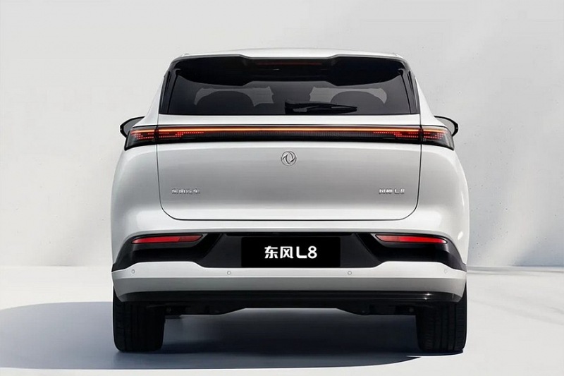Dongfeng Fengshen представляет новый флагманский кроссовер Fengshen L8