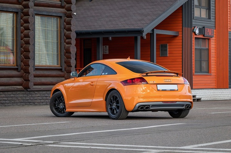 Пробег Audi TT II (8J): гибридный материал из стали и алюминия и проблемы с дверями без рам