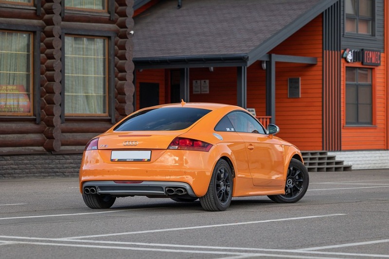 Пробег Audi TT II (8J): гибридный материал из стали и алюминия и проблемы с дверями без рам