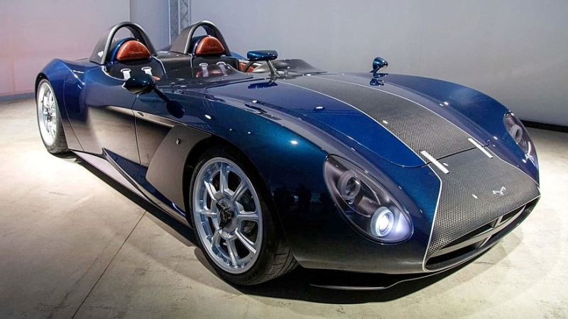 Automobili Mignatta Rina: имитация Barchetta из Италии с мощным атмосферным двигателем V8