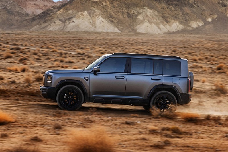 Выпущена бензиновая версия Haval Raptor: новый дизайн, полный привод и скидки