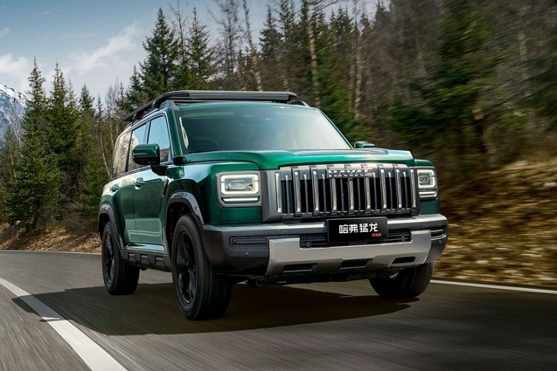 Выпущена бензиновая версия Haval Raptor: новый дизайн, полный привод и скидки