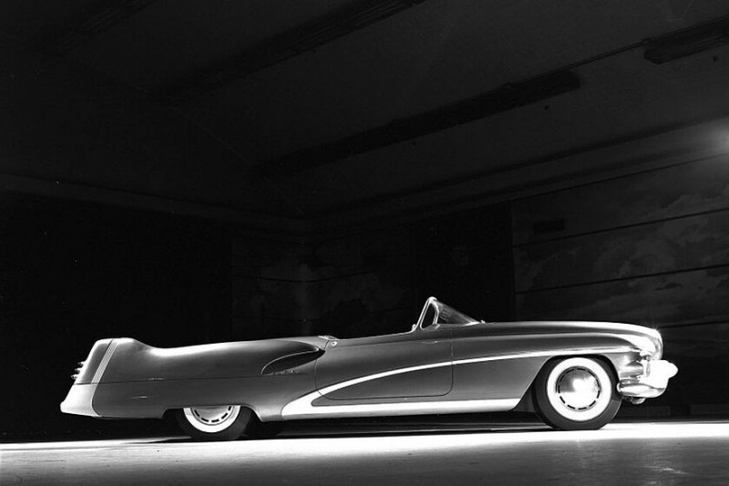 Если не вмешиваться в работу инженеров: как и почему появился Buick XP-300