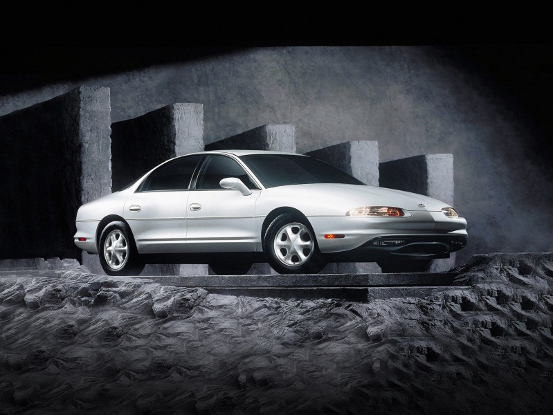 Фиаско науки и искусства: рождение и крах Oldsmobile Aurora