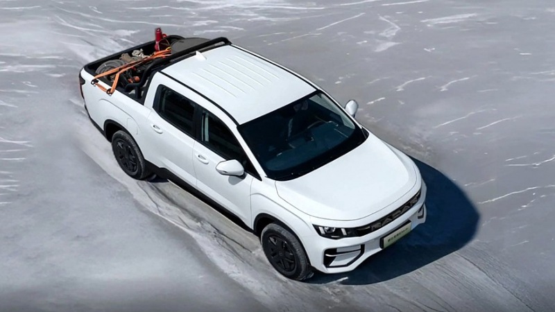 Электрический пикап Geely Radar изначально представлял собой полноприводный гибрид с большим запасом хода