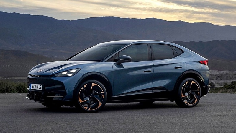 Кроссовер Cupra Tavascan получает несколько обновлений спустя шесть месяцев после запуска