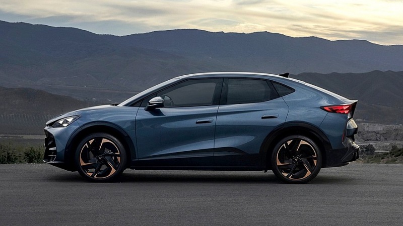 Кроссовер Cupra Tavascan получает несколько обновлений спустя шесть месяцев после запуска