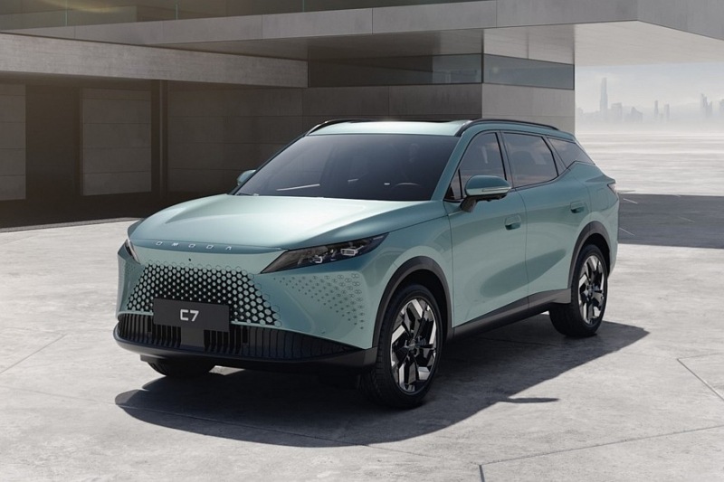 Кроссовер Omoda C7 для российского рынка: раскрыты комплектации
