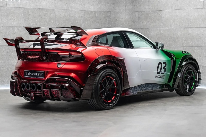 Mansory Pugnator Tricolore: наиболее агрессивно модифицированная версия Ferrari Purosangue