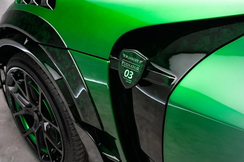 Mansory Pugnator Tricolore: наиболее агрессивно модифицированная версия Ferrari Purosangue