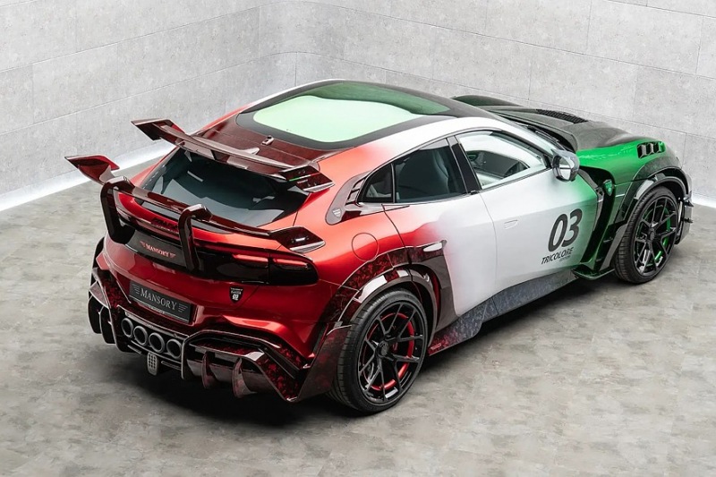 Mansory Pugnator Tricolore: наиболее агрессивно модифицированная версия Ferrari Purosangue