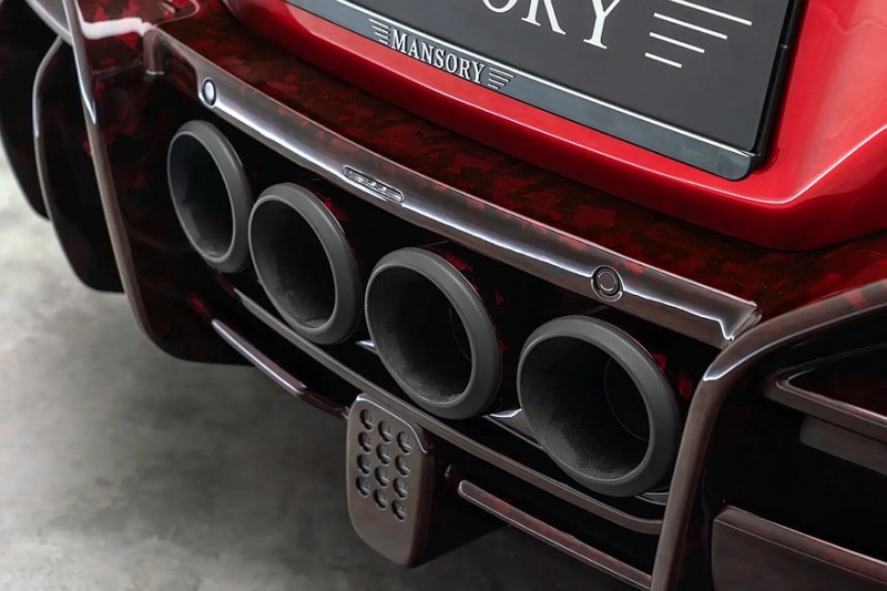 Mansory Pugnator Tricolore: наиболее агрессивно модифицированная версия Ferrari Purosangue
