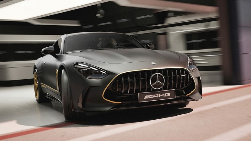 Mercedes-AMG GT 63 APXGP Edition: специальный выпуск для нового фильма Брэда Питта
